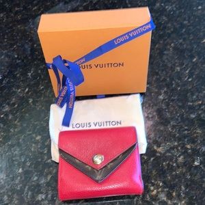 🛑SOLD Louis Vuitton Double V Wallet